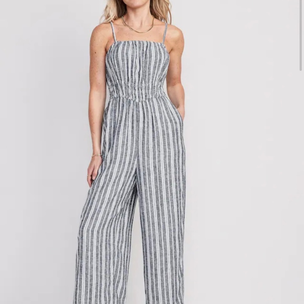 NWT old navy jumpsuit